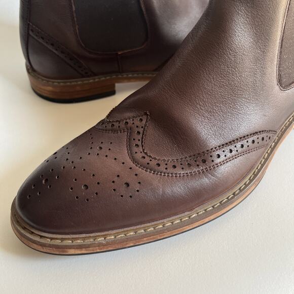 Mens Florsheim Streets WT Chelsea Boots Size 10 Brown Leather Wingtip Brogue EUC main image 7